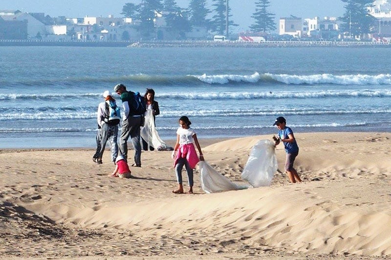 Limpieza de playas de Esauira