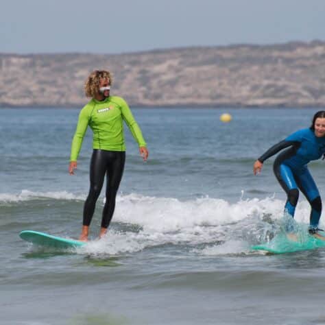 Cours de surf semi privé 1h | Enfant de 8 à 14 ans